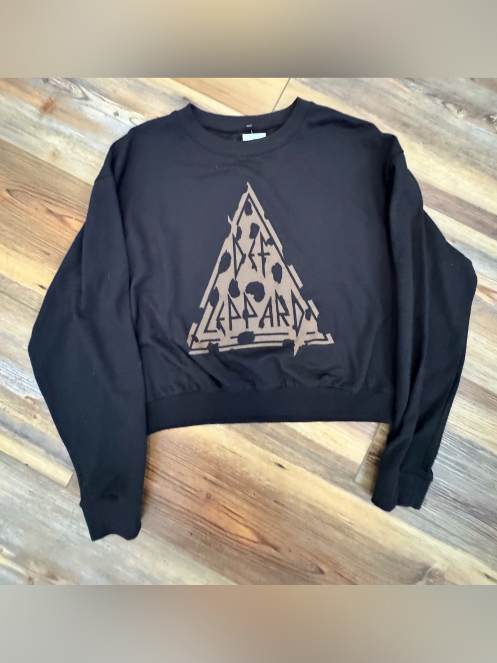 NWT Def Leppard  Sweatshirt